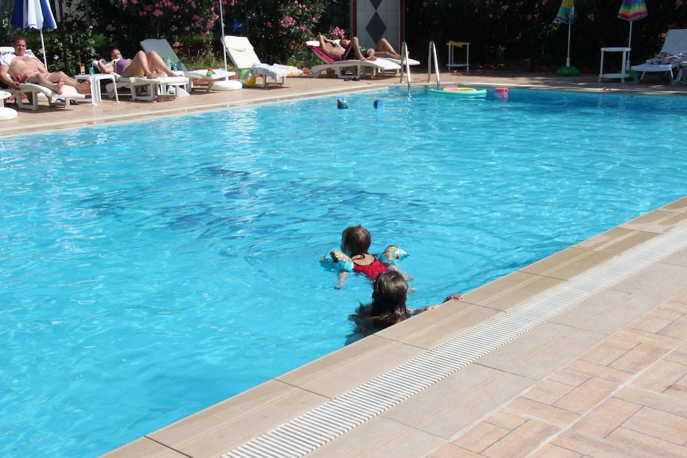 The Green Valley Hotel Ölüdeniz Zewnętrze zdjęcie